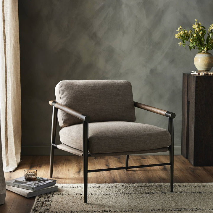 Reina Chair