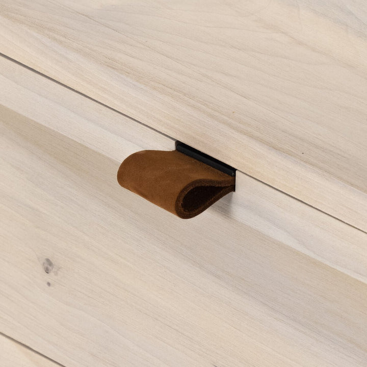 Tray bookshelf