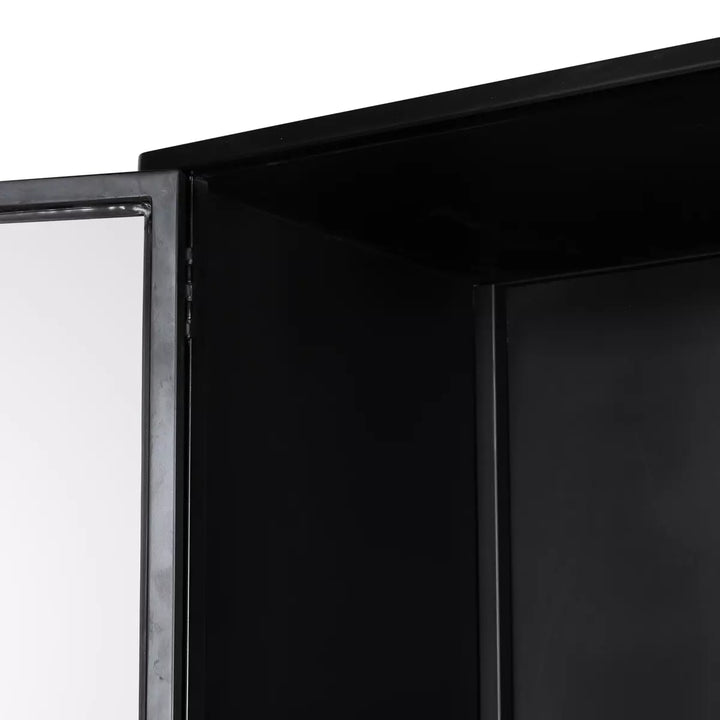 Sana Cabinet