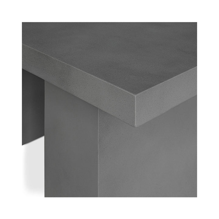 Urban Splash: Modern Fiber-Reinforced Concrete Outdoor Dining Table