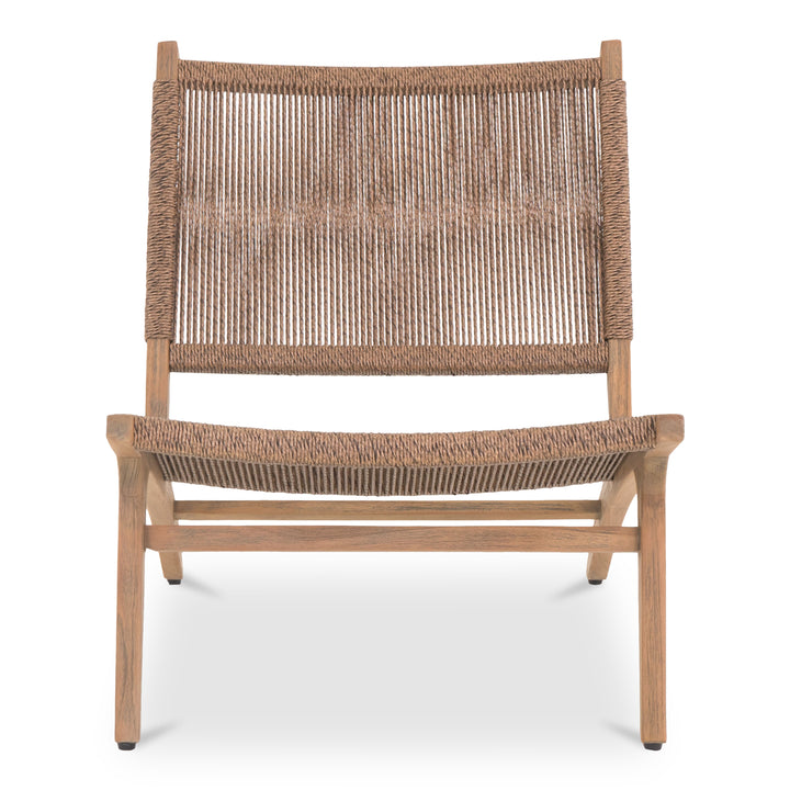 TropiSea Sunset Lounger: Modern Weather-Resistant Wicker Chair