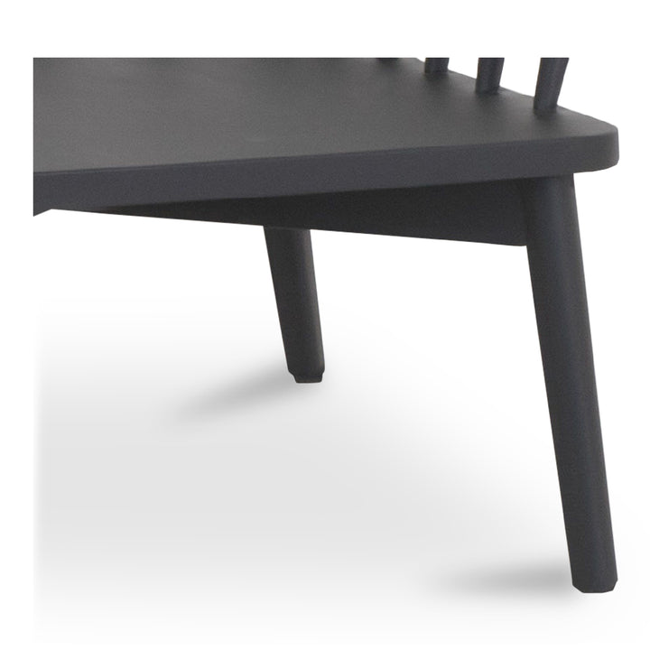 Timeless Rattan Lounge Chair for Outdoor Elegance