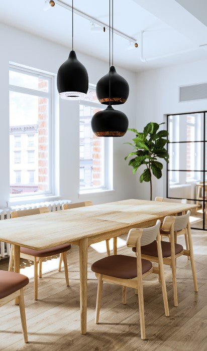 Expandable Vintage-Inspired Oak Gathering Table