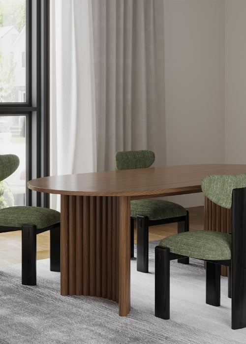 Elegant Fluted Oak Pedestal Diner