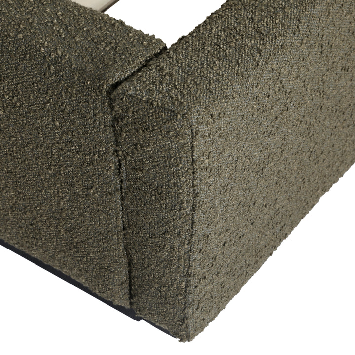 Luxe-Olive: The Regal Queen Sleeper