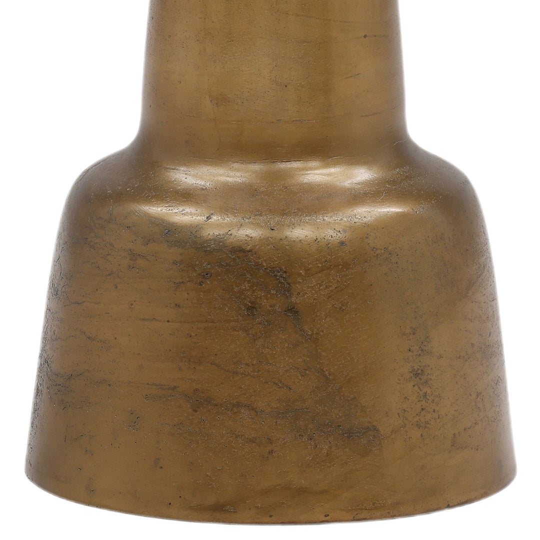 VistaVerde Square Side Table - Spacious 29 Inches