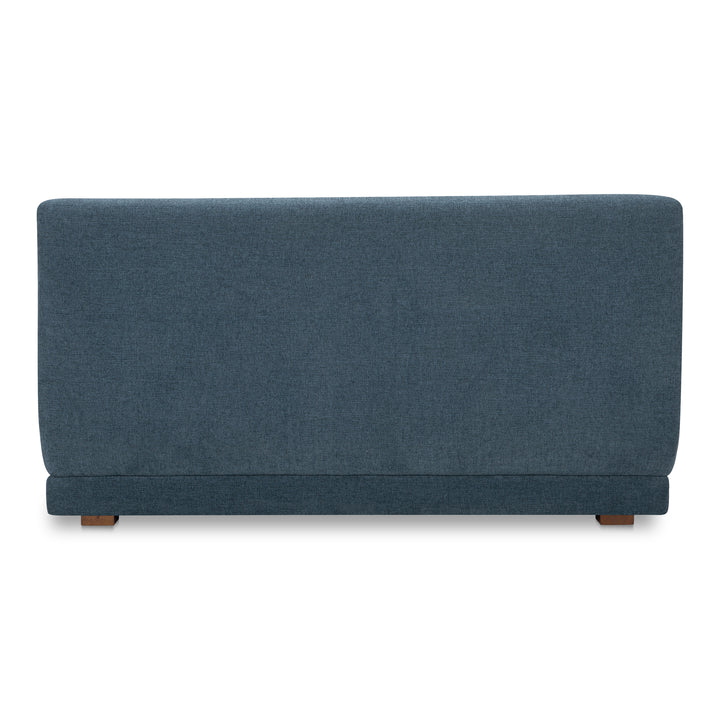 Modern Contour Lounger: A Fusion of Soft Curves and Angular Elegance