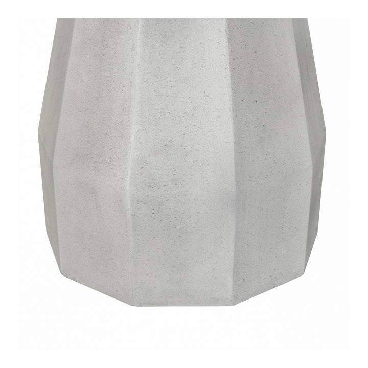 Artisan Concrete Geo-Table: Enhance Outdoor Gatherings