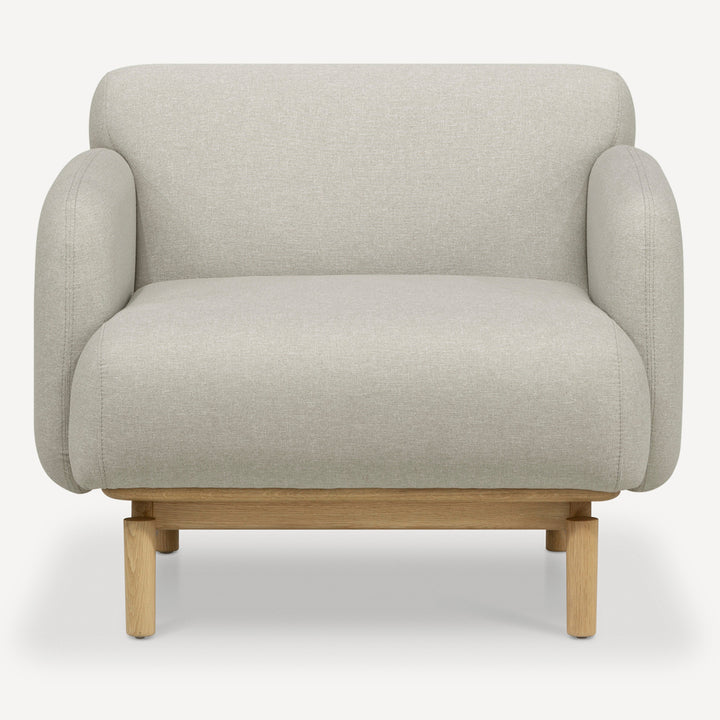 Modern Masterpiece Oak Chair - Timeless Elegance