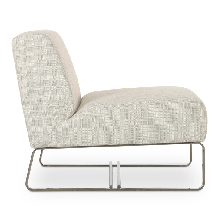 Sunlit Breeze Outdoor Lounge Seat