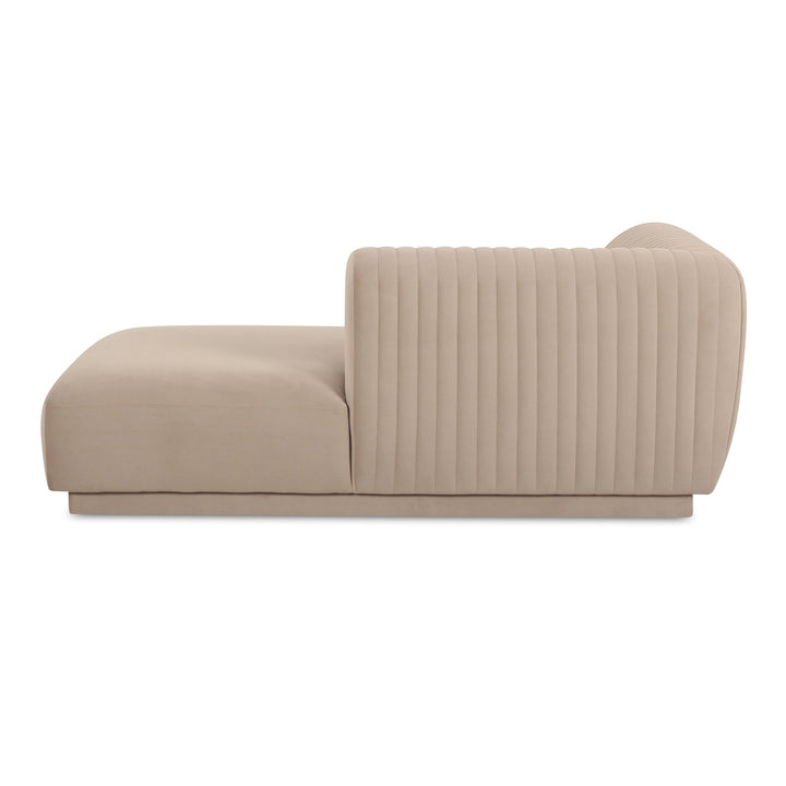 Urban Chic Vogue Lounger