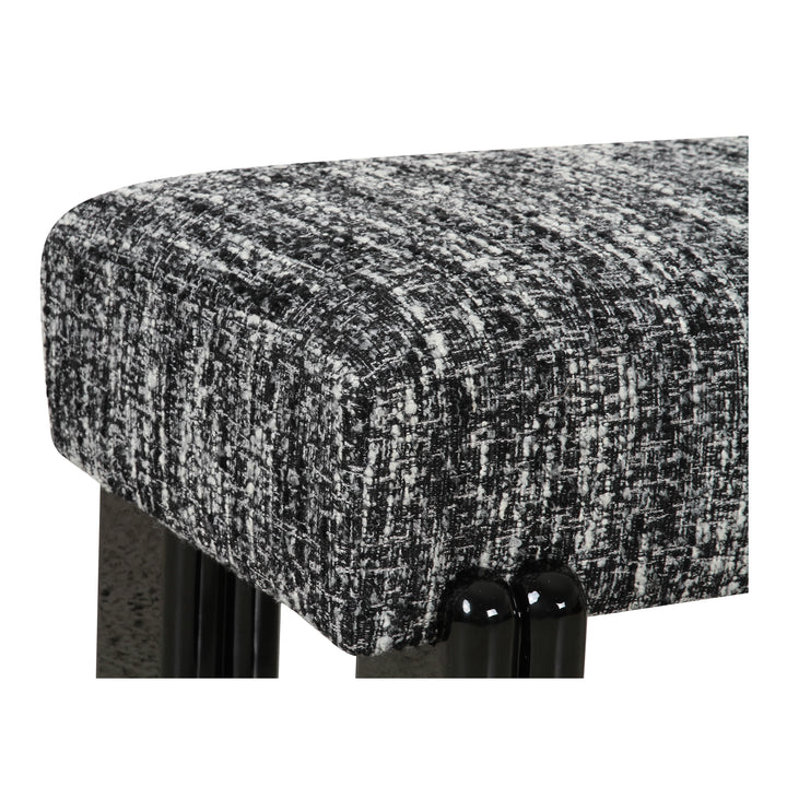 Modern Contrast Bench: A Fusion of Style & Comfort