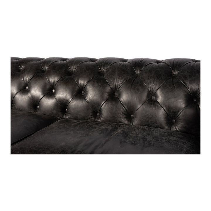 Timeless Chesterfield Luxe Lounger