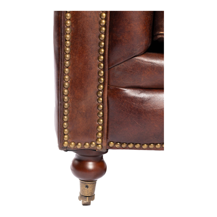 Timeless Chesterfield Luxe Lounger