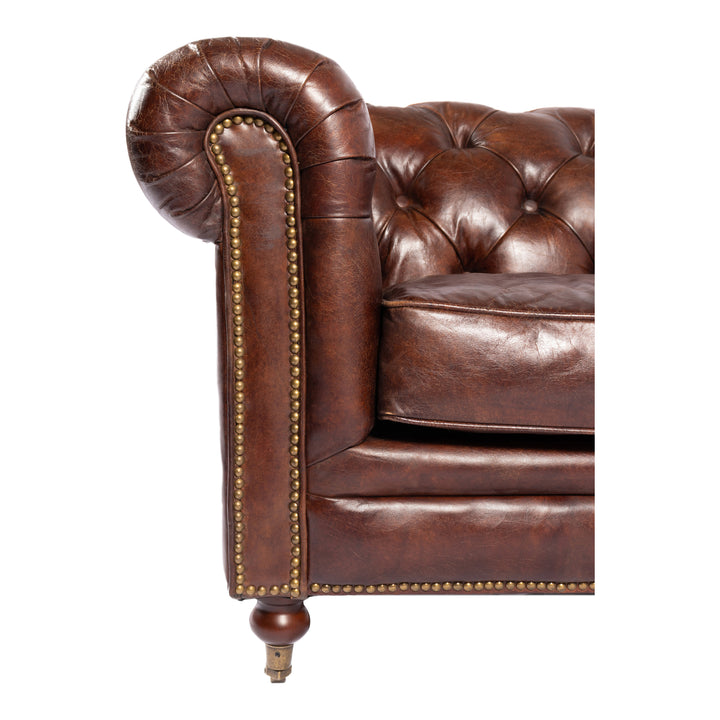 Timeless Chesterfield Luxe Lounger