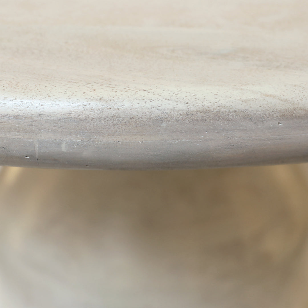 Elegant Espada Dining Table