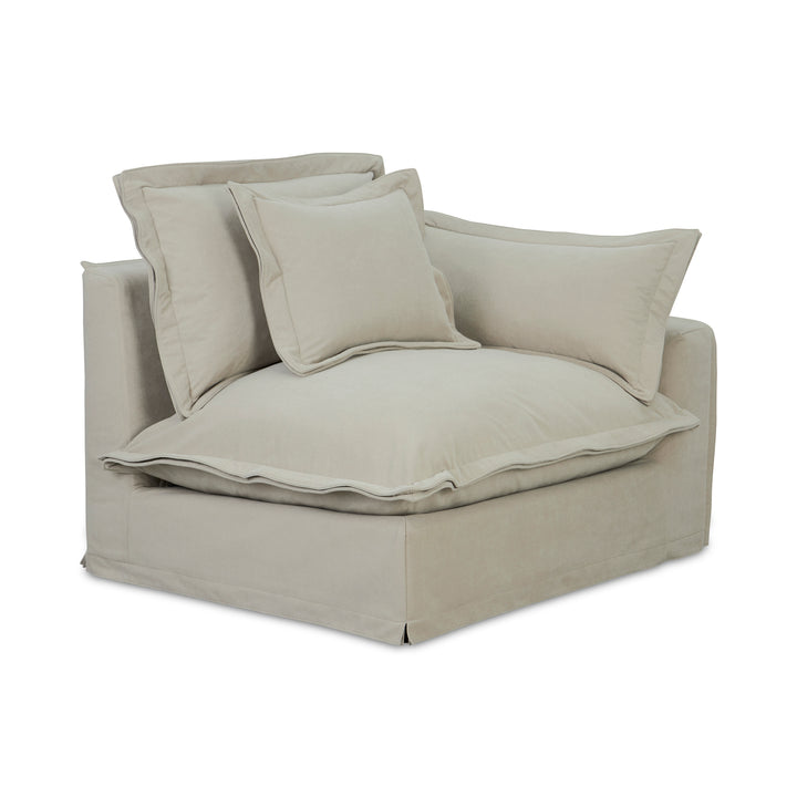 Timeless Right Arm Lounger with LiveSmart Performance Fabric