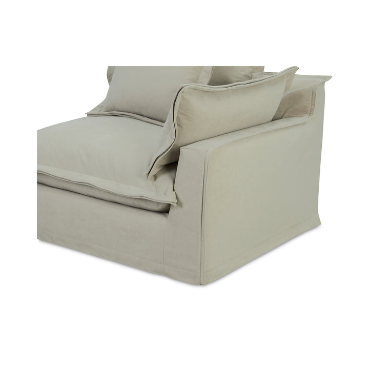Timeless Right Arm Lounger with LiveSmart Performance Fabric