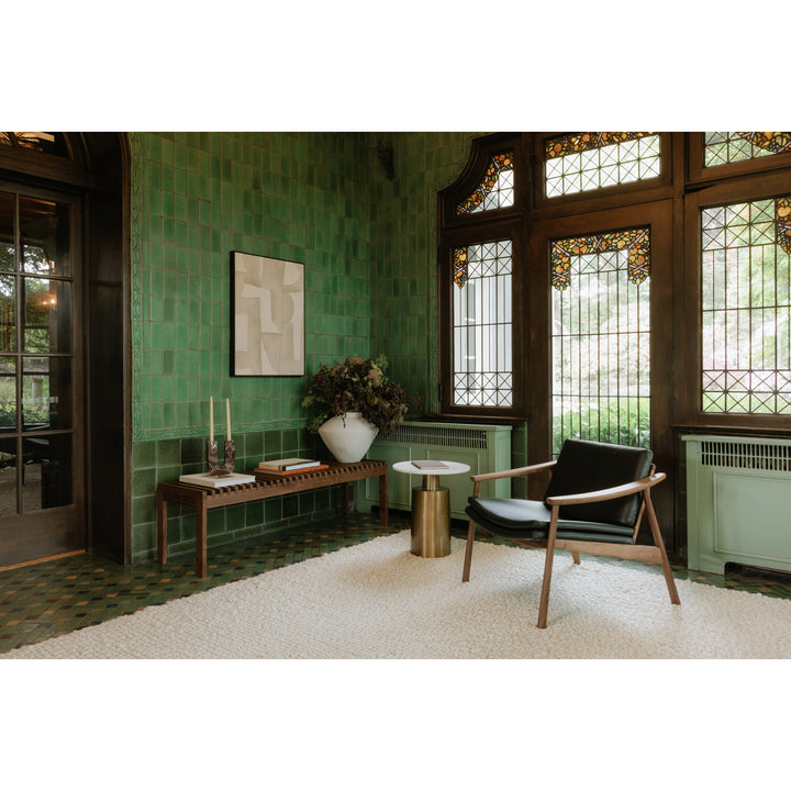 Retro-Charm Lounge Seat