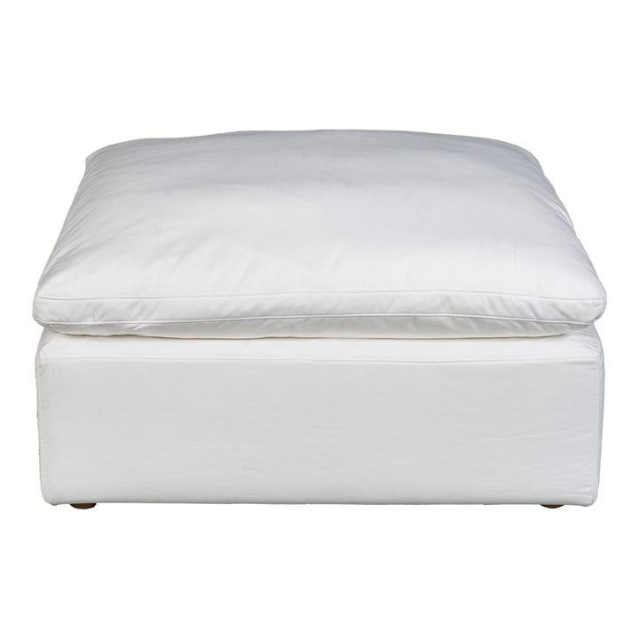 Lila Ottoman