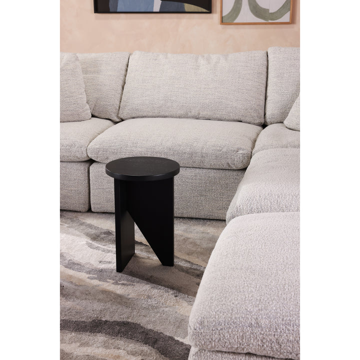 Lila Ottoman