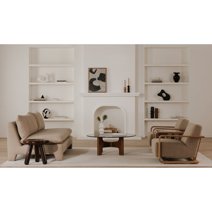 Retro-Chic Lounger with Padded Legs