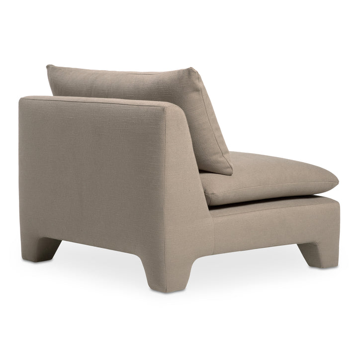 Retro-Chic Lounge Seater with Plush Padding