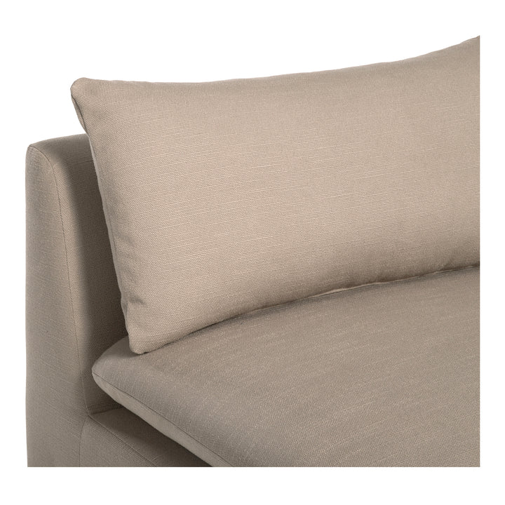 Retro-Chic Lounge Seater with Plush Padding