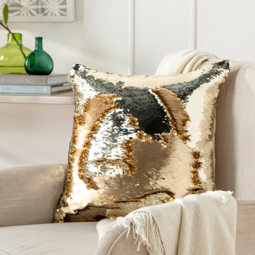 Glamour Touch 18" Accent Pillow