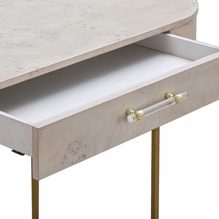 Naryss Desk