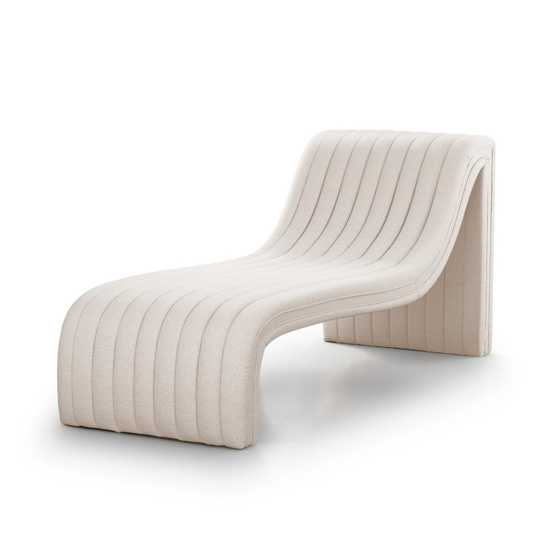 August Chaise