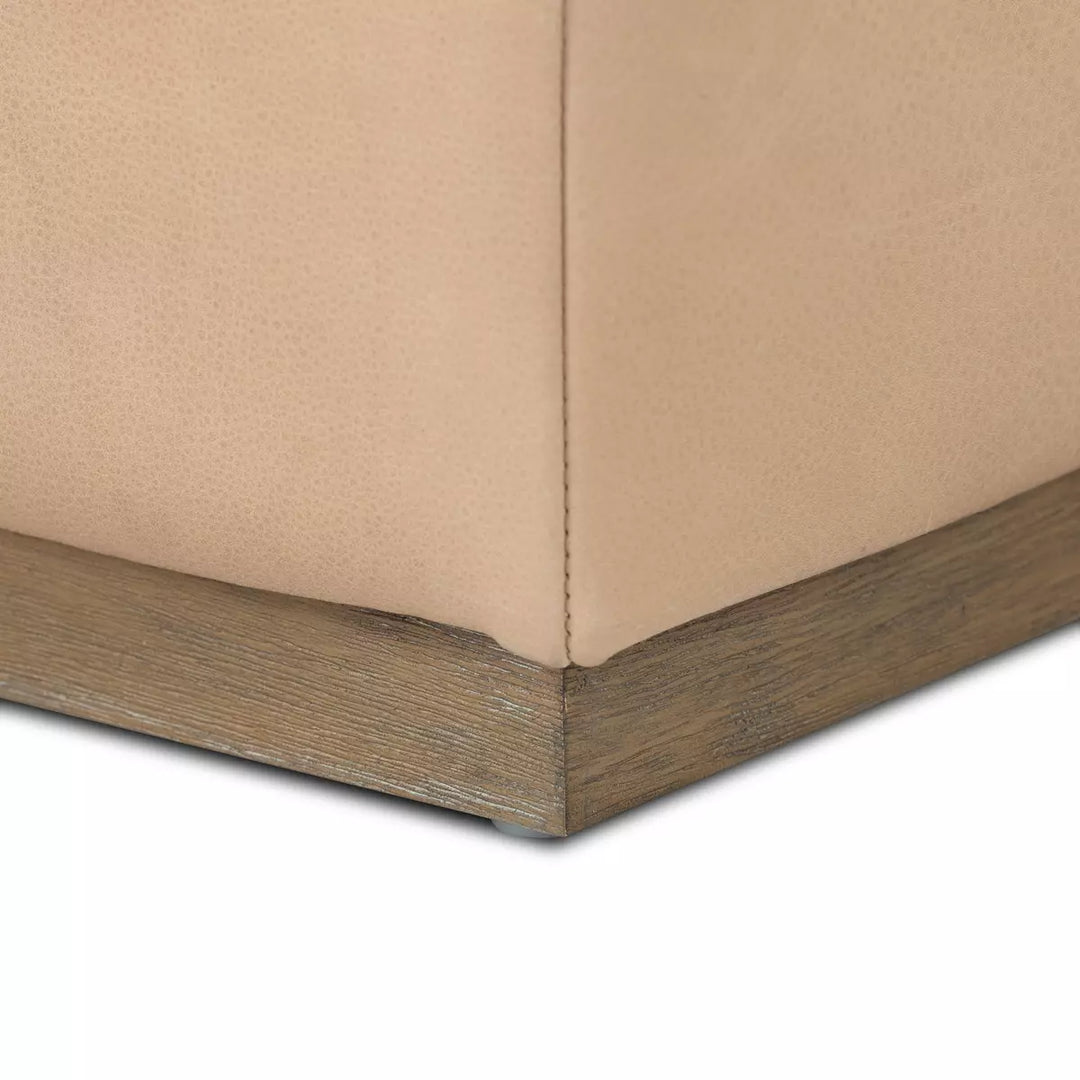 Harrsen Accent Stool