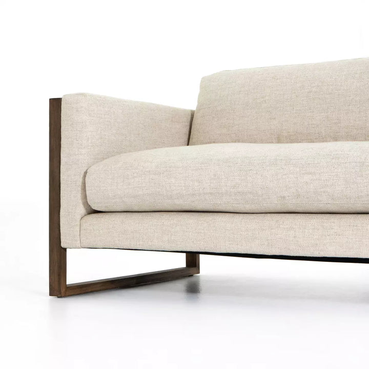Ottis Sofa