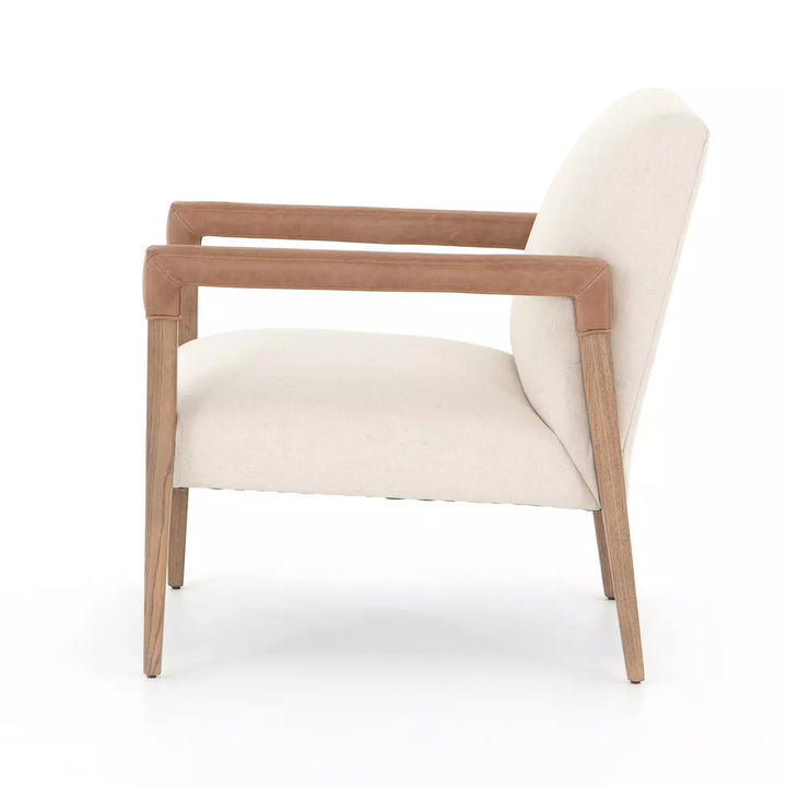 Hilcia Chair