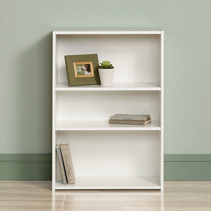 Arisztid 35.28" H x 24.57" W Standard Bookcase Lark Manor™ Color: Soft White