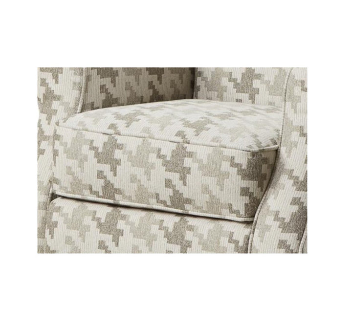 Silverlock Polyester Swivel Armchair Lark Manor™ Body Fabric: Blass Berber Polyester Blend