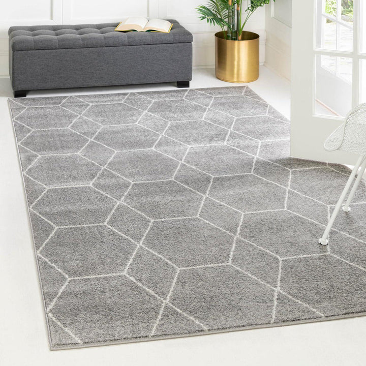 Debrodie Geometric Light Gray Area Rug George Oliver Rug Size: Rectangle 10' x 13'1"