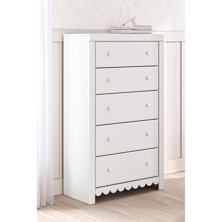 Judey Chest Of Drawers Harriet Bee