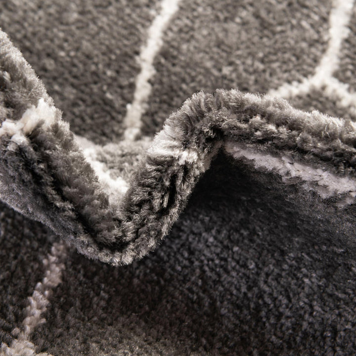 Debrodie Geometric Dark Gray Area Rug George Oliver Rug Size: Round 4'1"