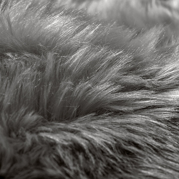 Haja Handmade Shag Faux Sheepskin Gray Area Rug Everly Quinn Rug Size: Round 7'11"