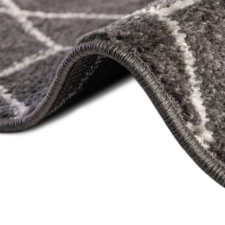 Debrodie Geometric Dark Gray Area Rug George Oliver Rug Size: Round 4'1"