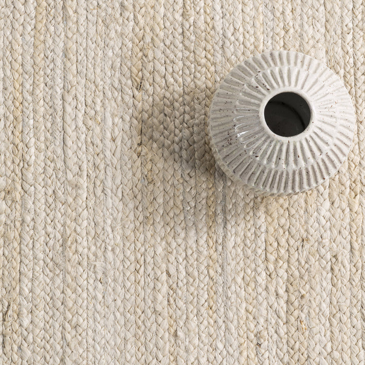 Cruise Handmade Braided Jute Area Rug in Off White Highland Dunes Rug Size: Round 6'