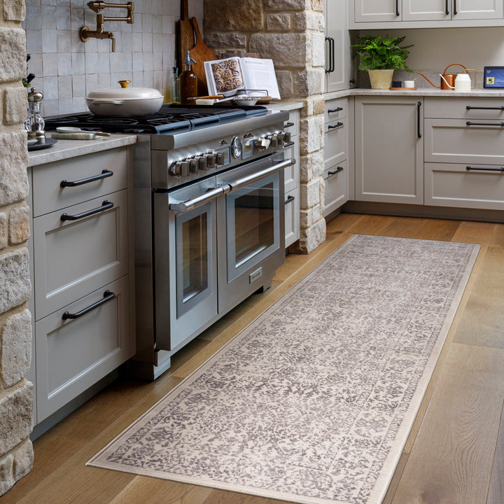 Hillsby Oriental Area Rug Mistana™ Rug Size: Runner 2'7" x 18'