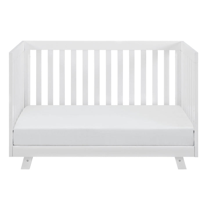 Beckett 3-in-1 Convertible Crib Storkcraft Color: White Pieces Included: Crib