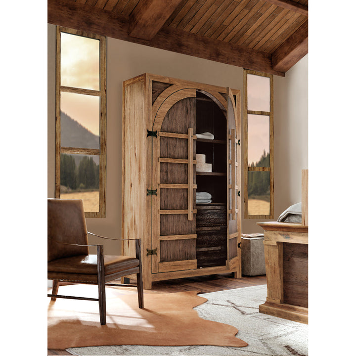Big Sky Wardrobe Hooker Furniture