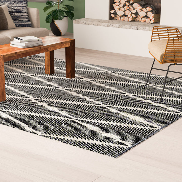 River Geometric Handmade Flatweave Black/Ivory Indoor/Outdoor Area Rug Erin Gates by Momeni Rug Size: Rectangle 5' x 7'6"
