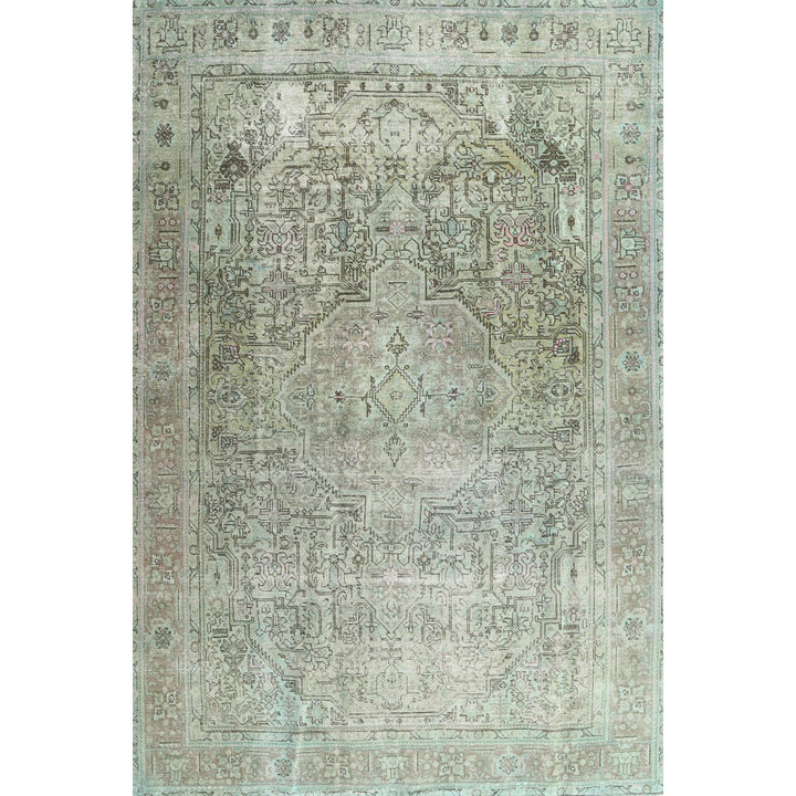 Gaugain Traditional Gray/Sea Green Area Rug Bloomsbury Market Rug Size: Rectangle 7' x 9'