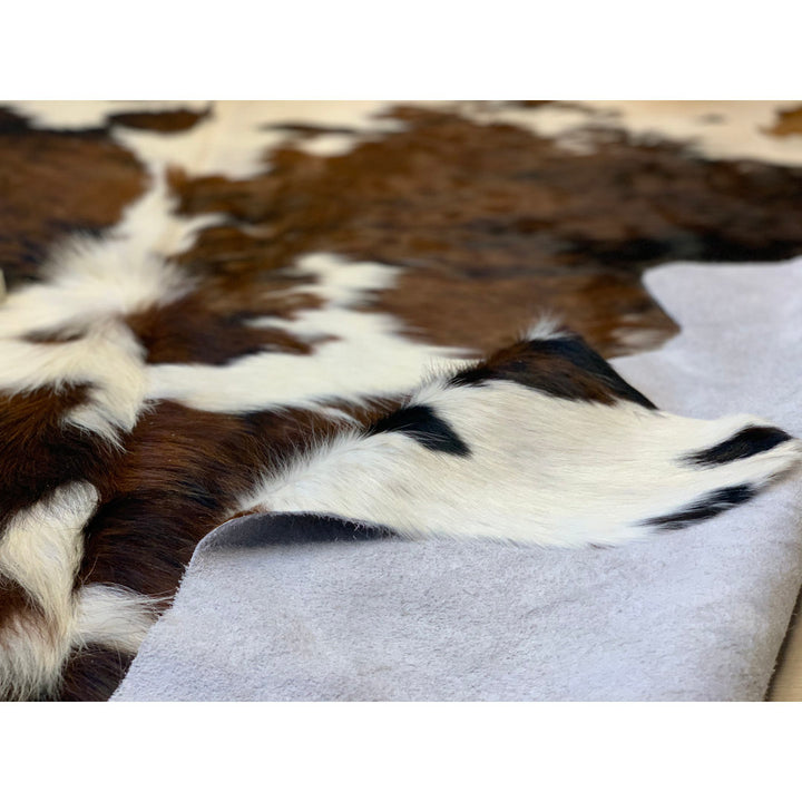 Oavia Real 6' x 7' Cowhide Brown/Black Area Rug Millwood Pines