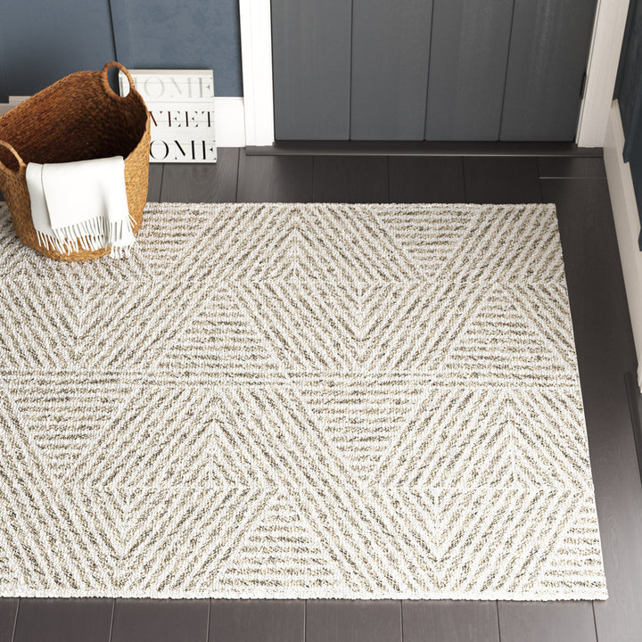 Silva Geometric Gray/White Indoor / Outdoor Area Rug AllModern Rug Size: Rectangle 7'10" x 10'