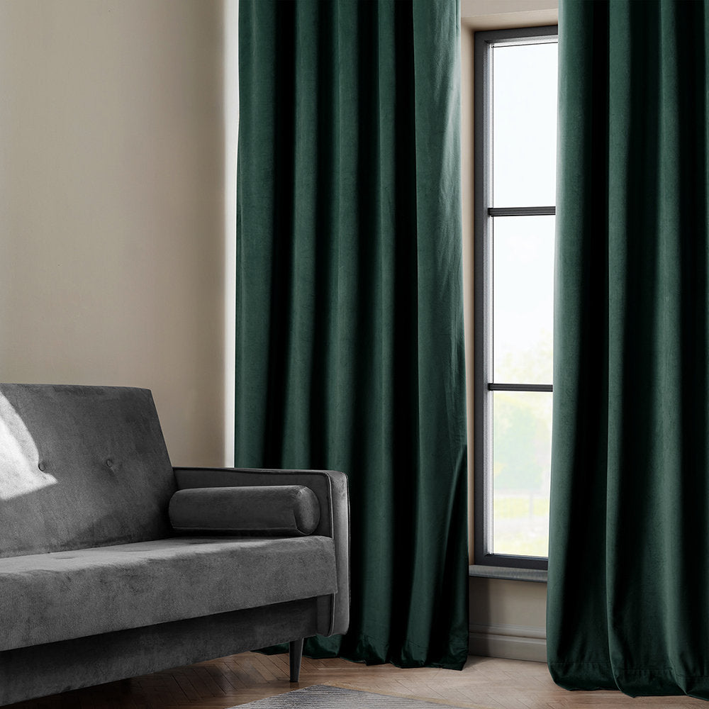Matra Plush Velvet Curtains for Bedroom - Room Darkening Curtains for –  Spacejoy, image size:1000x1000